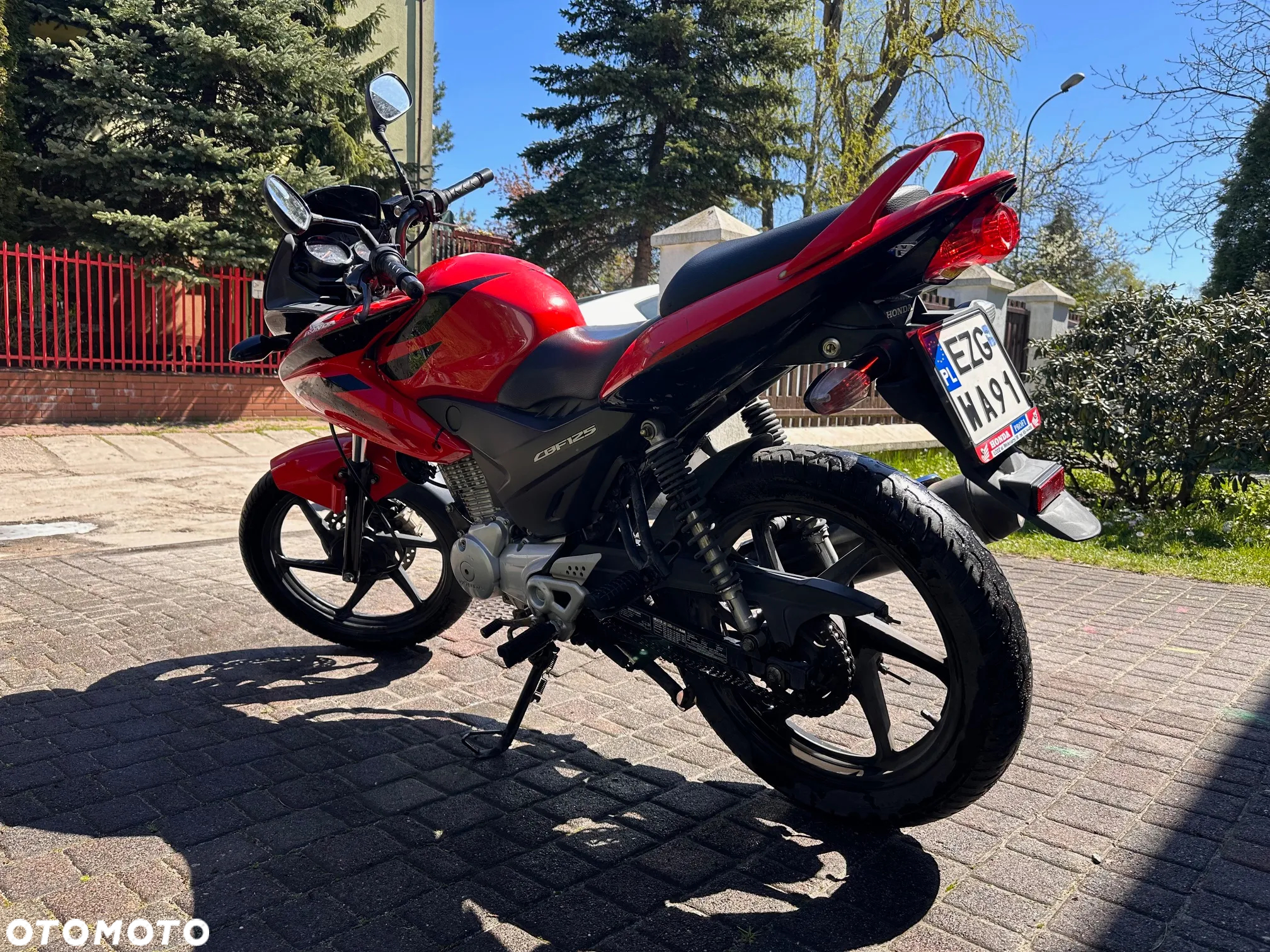 Honda CBF - 4