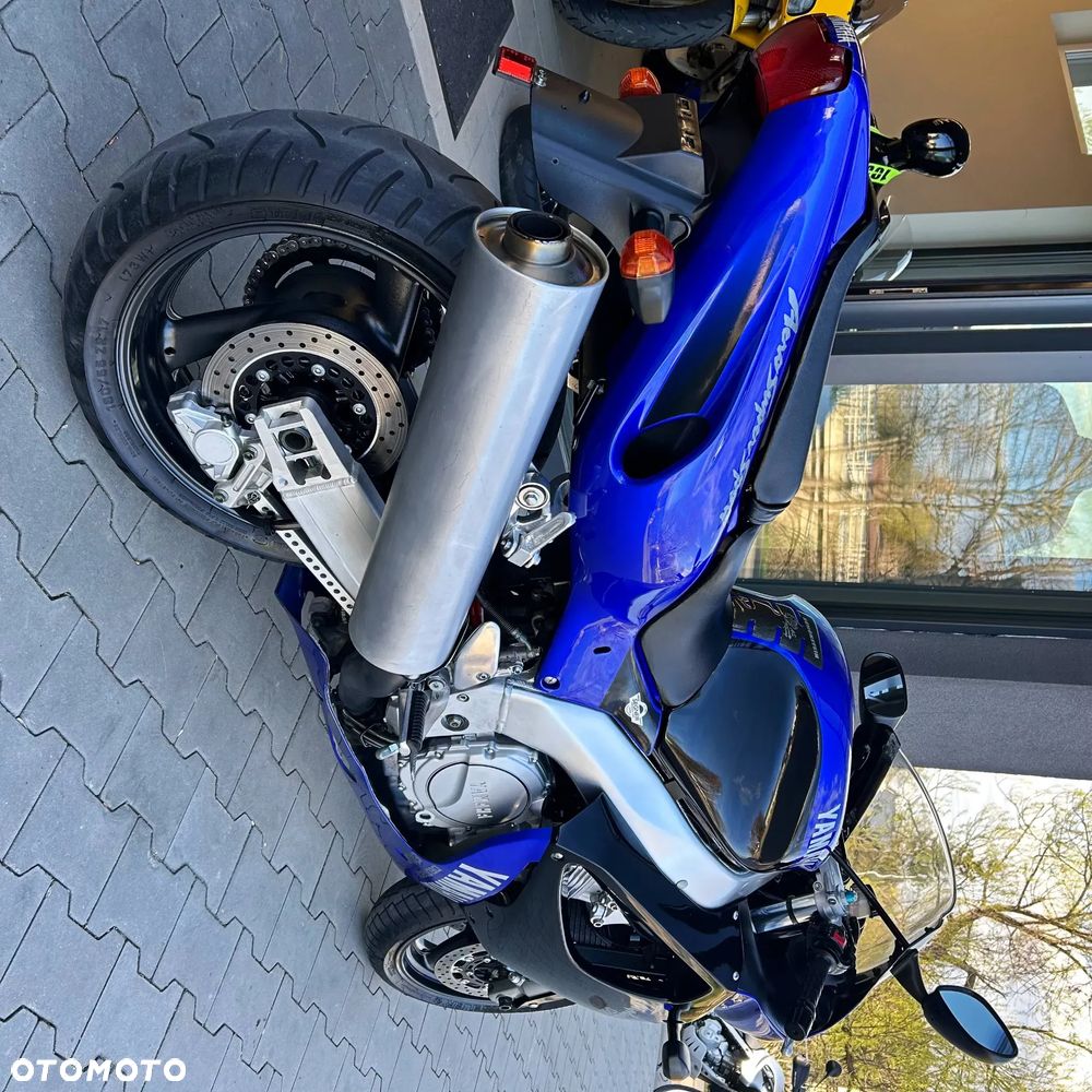 Yamaha Thunderace - 17