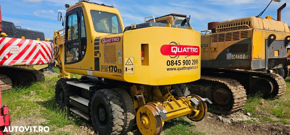Komatsu PW 170 ES Excavator pe roți , cale ferata - 9