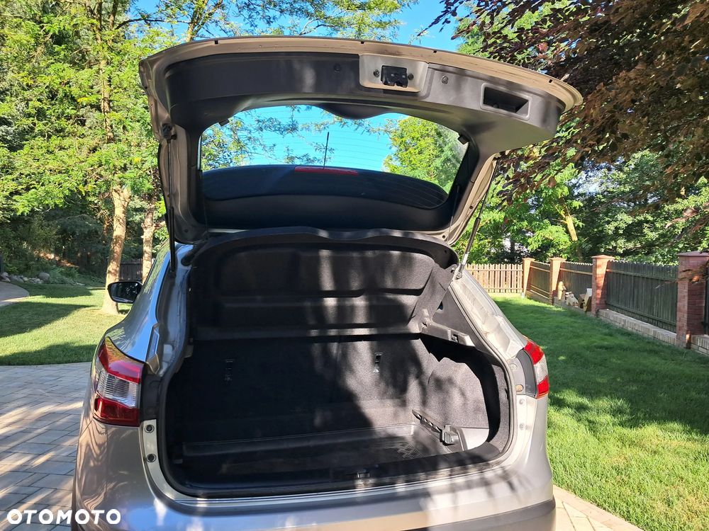 Nissan Qashqai 1.5 dCi N-Connecta - 8