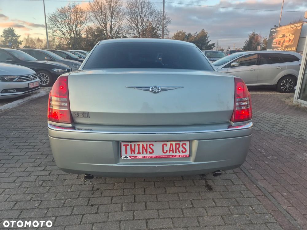 Chrysler 300C 5.7 V8 Hemi - 6