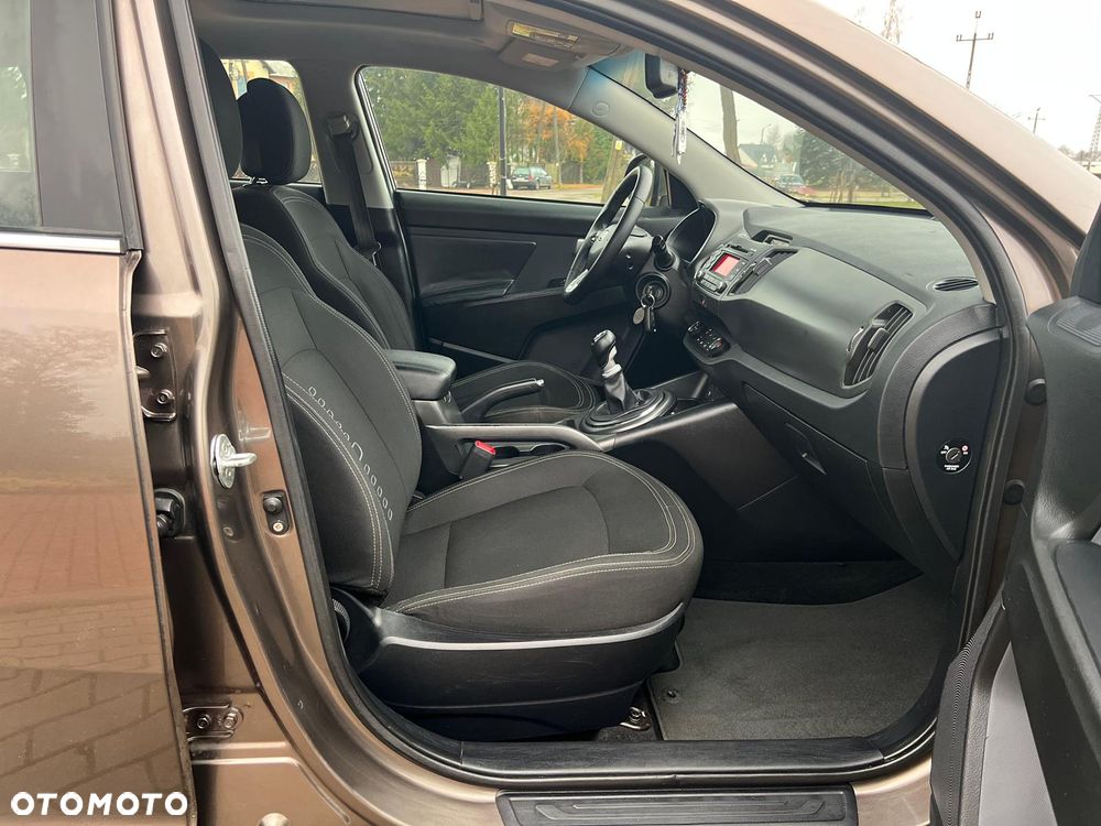 Kia Sportage 1.7 CRDI 2WD ISG Attract - 11