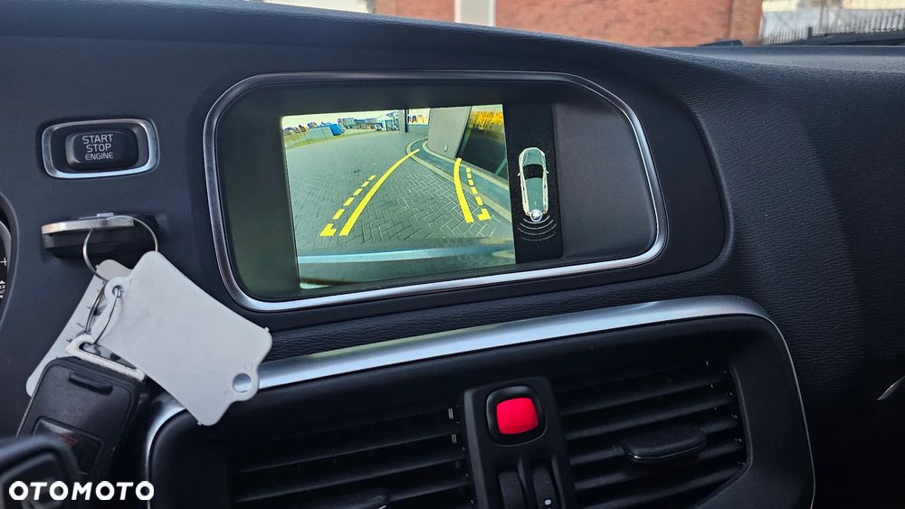 Volvo V40 D2 Drive-E R-Design Momentum - 18