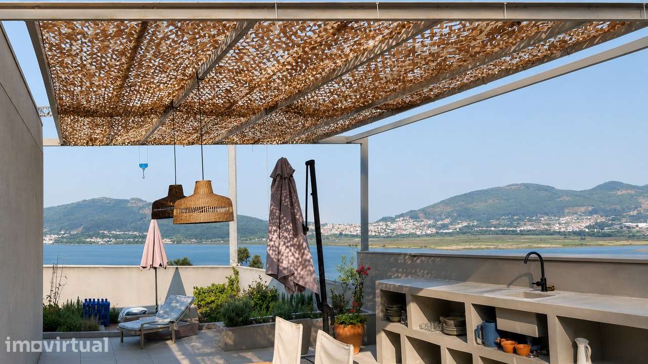 Moradia T2 com piscina e vistas deslumbrantes sobre o rio Minho - Grande imagem: 4/23