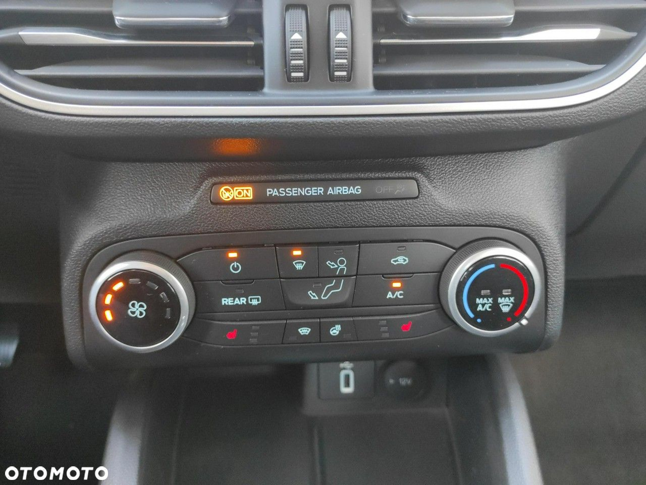 Ford Focus 1.0 EcoBoost Trend Edition - 19