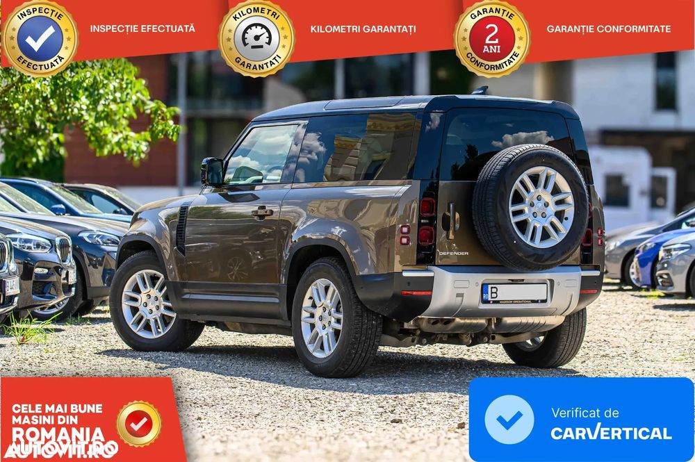 Land Rover Defender - 4