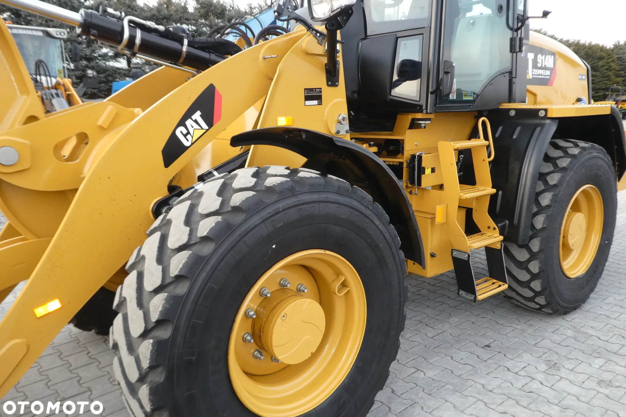 Caterpillar 914M Z NIEMIEC ŁYŻKA WIDŁY - 13