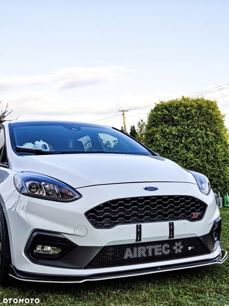 Ford Fiesta - 4