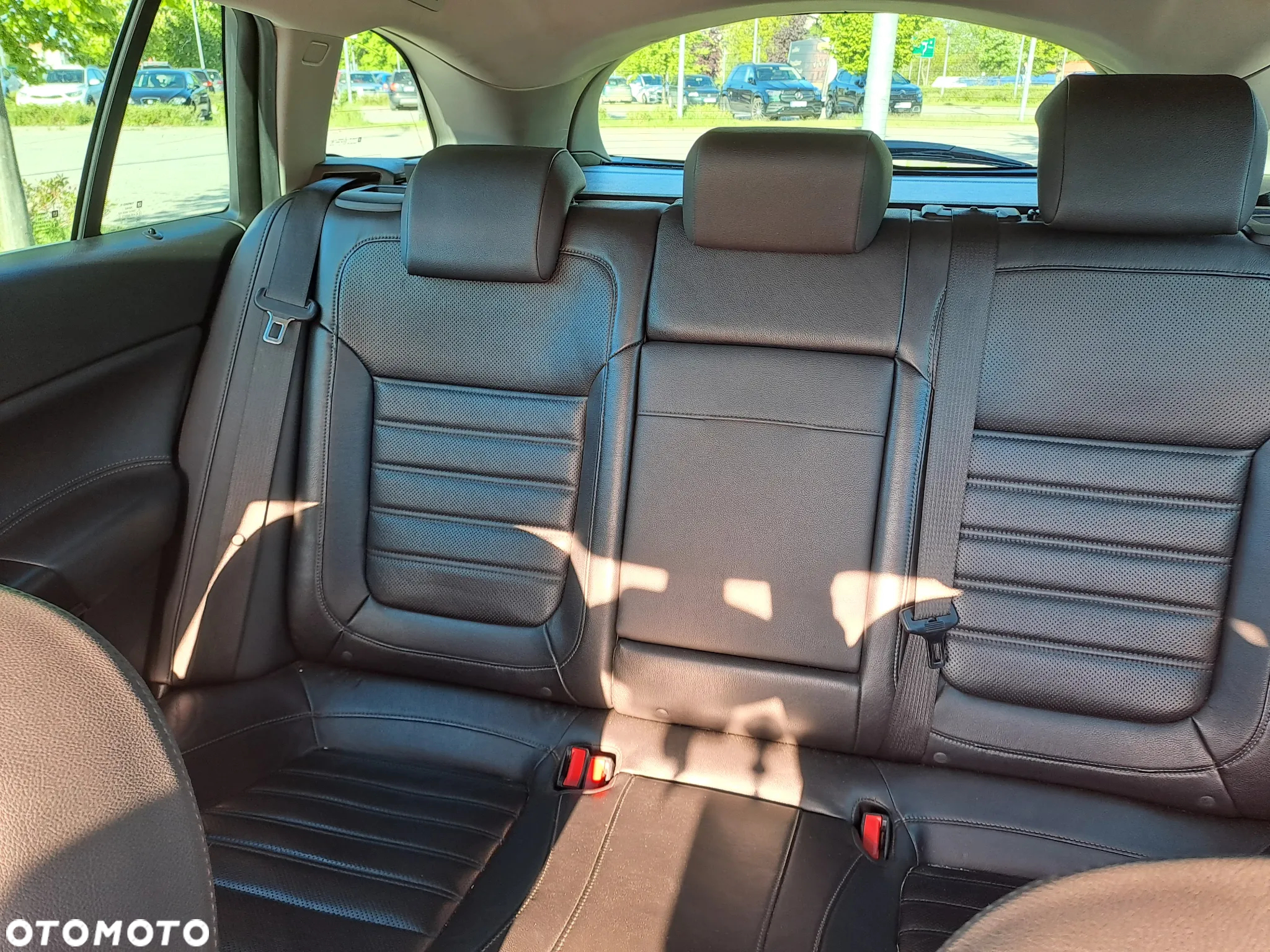 Opel Insignia 2.0 CDTI Sports Tourer - 10