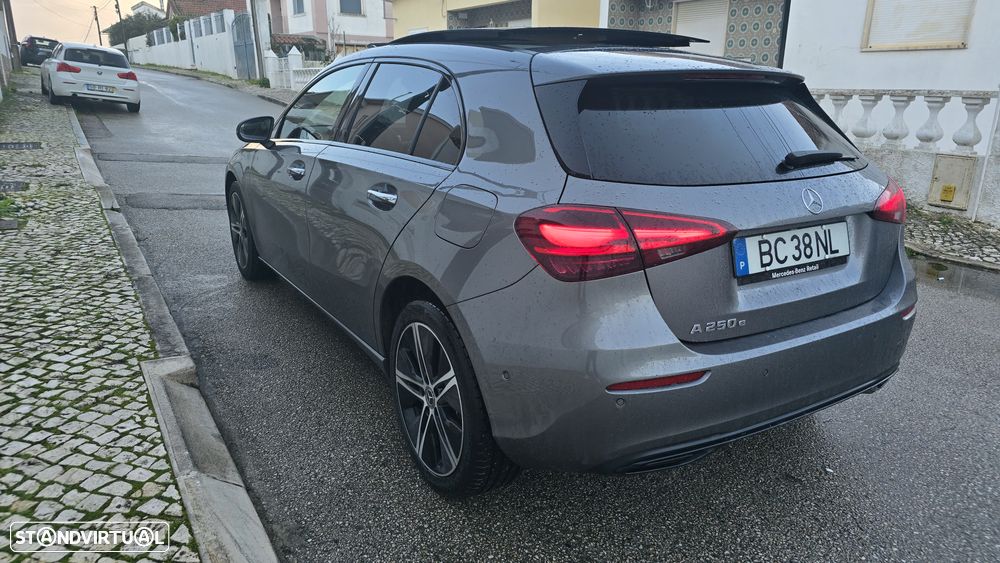 Mercedes-Benz A 250 e Progressive - 4