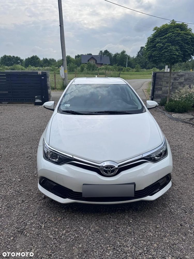 Toyota Auris 1.33 VVT-i Active - 4