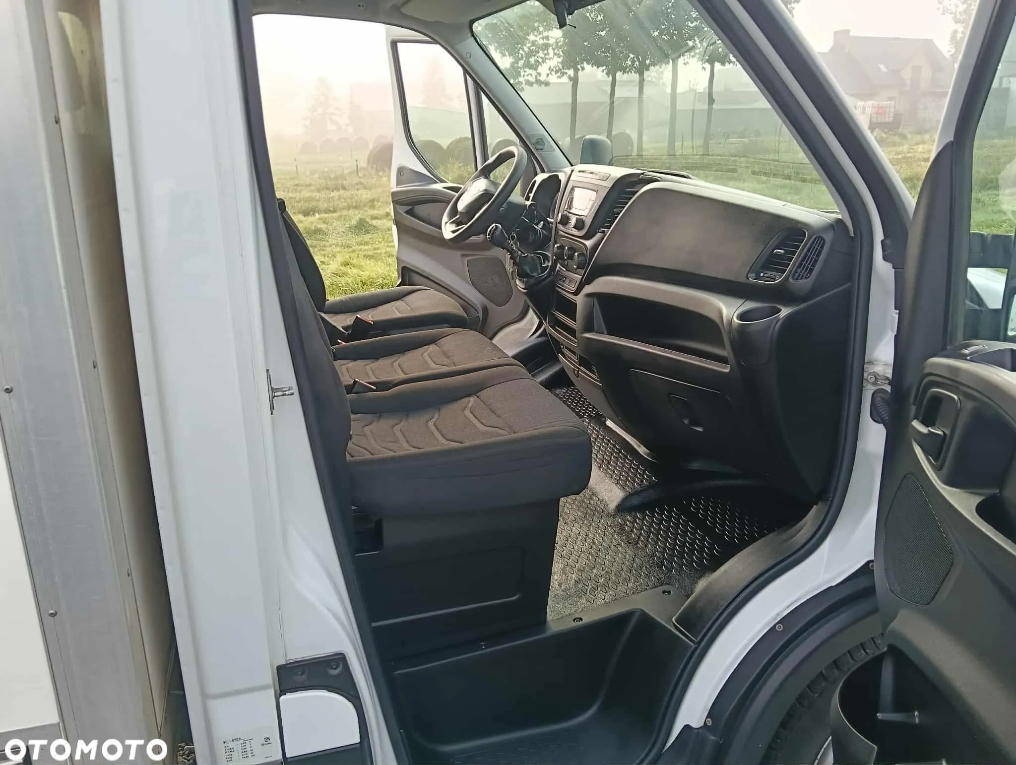 Iveco DAILY 35C14, 35C13, 35C12 - 13