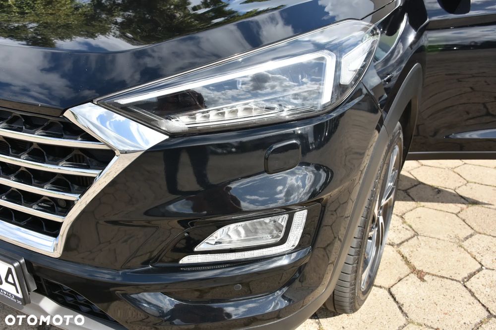 Hyundai Tucson 2.0 CRDI 4WD Automatik Premium - 27