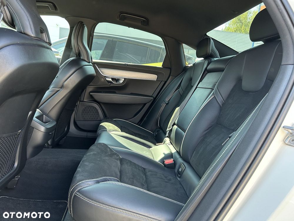 Volvo S90 - 26