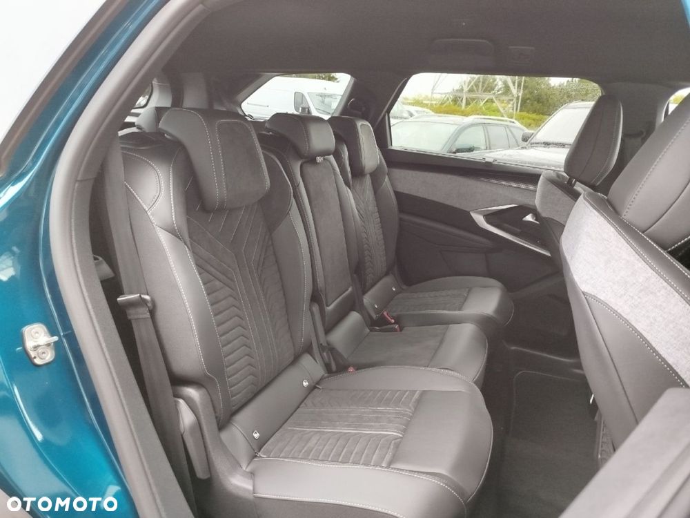 Peugeot 5008 - 19