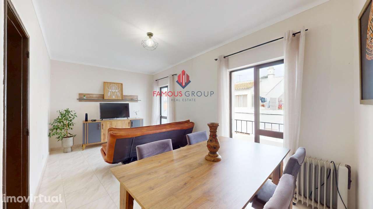 Apartamento T2 Duplex - Lagoa na Rua General Humberto Delgado - Grande imagem: 3/42