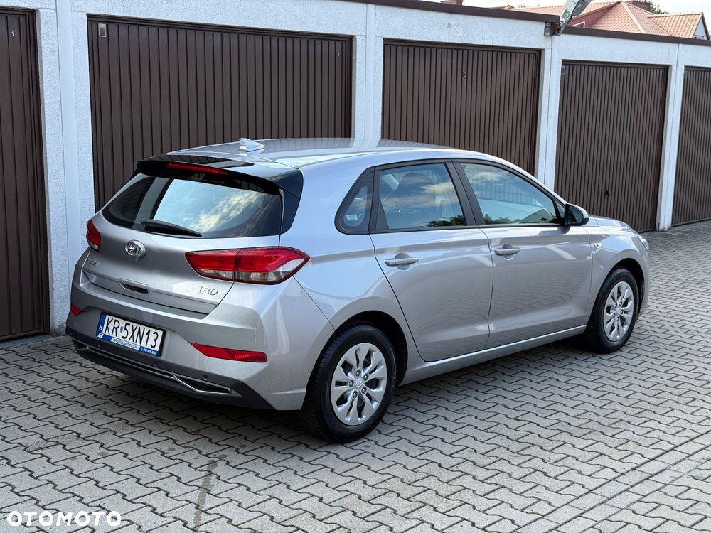 Hyundai i30 1.5 DPI Classic + - 4