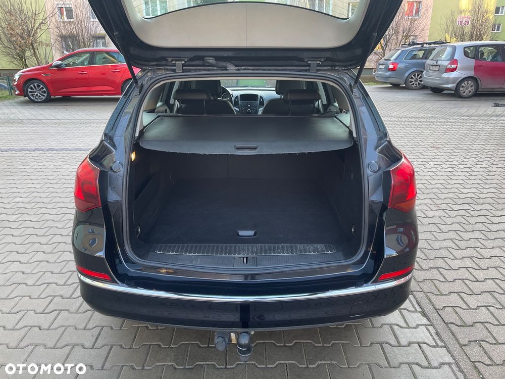 Opel Astra 1.7 CDTI Cosmo - 26