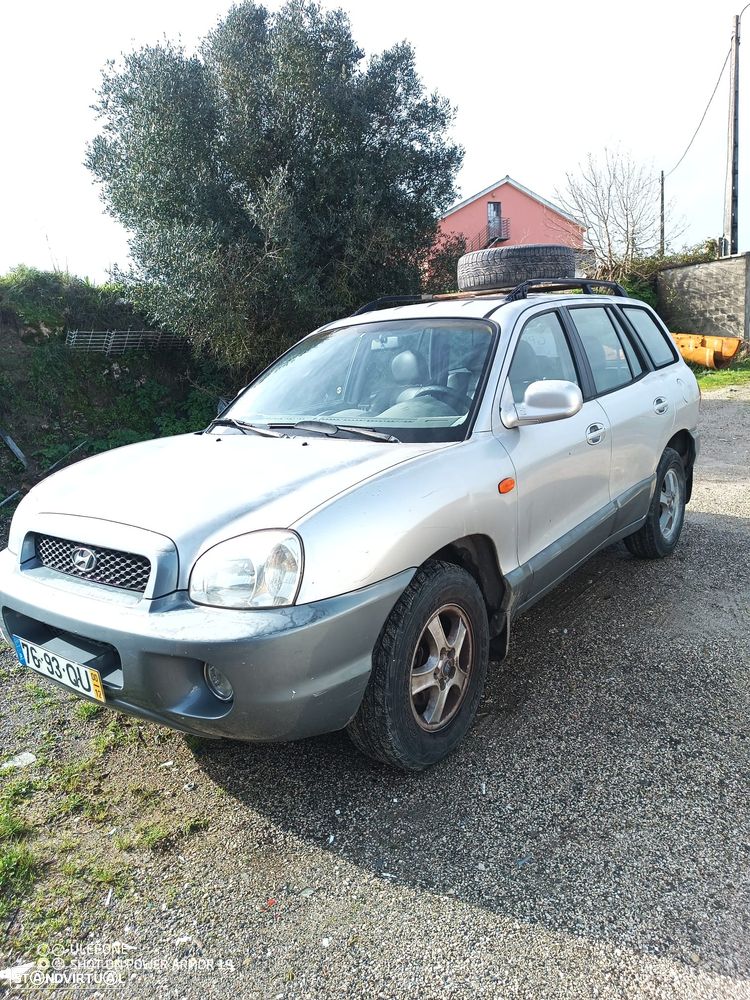 Hyundai Santa Fe 2.4 Family 4WD - 2
