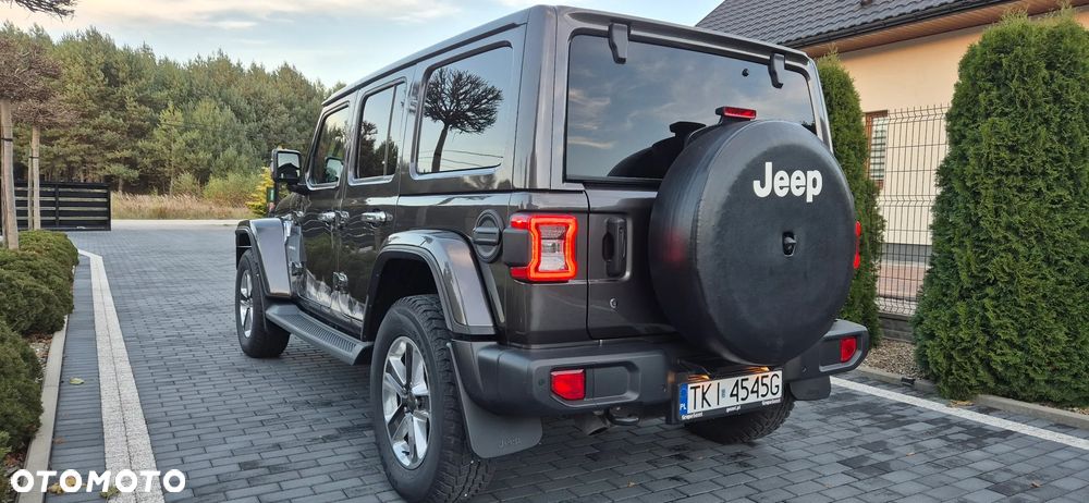 Jeep Wrangler - 12