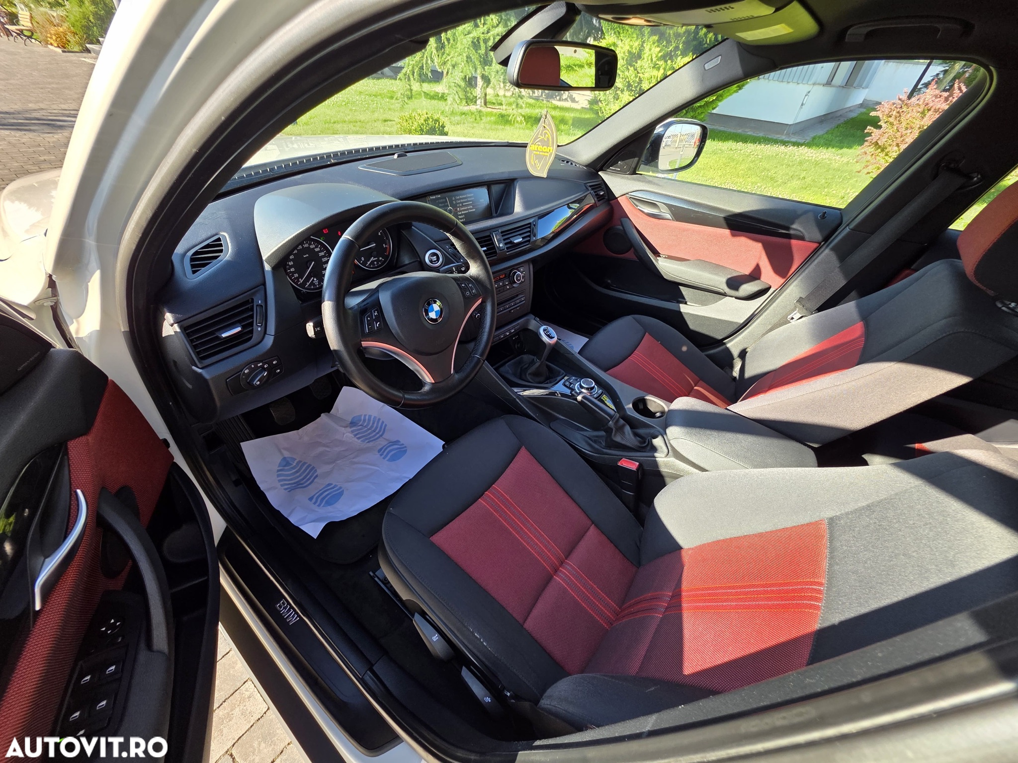 BMW X1 xDrive20d - 10