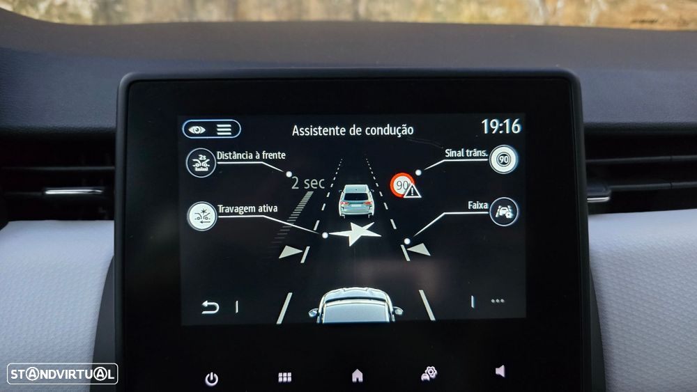 Renault Clio 1.6 E-Tech Full Hybrid Techno - 24