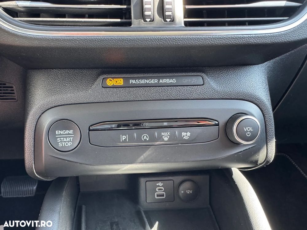 Ford Focus 1.5 EcoBlue Start-Stopp-System Aut. TITANIUM X - 26