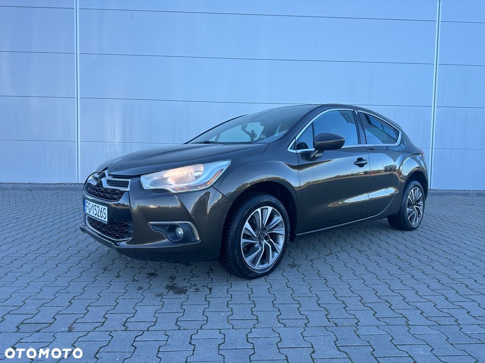 Citroën DS4 1.6 THP SoChic - 1