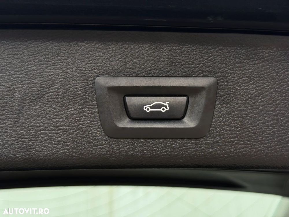BMW X3 xDrive20d AT xLine - 38
