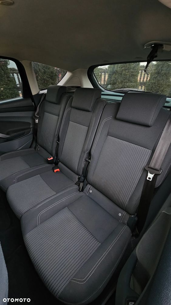 Ford C-MAX - 13