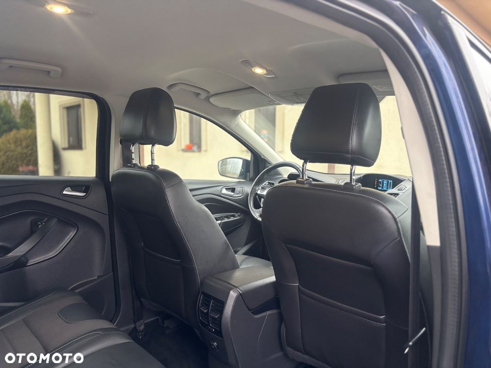 Ford Kuga 1.6 EcoBoost 2x4 Titanium - 18