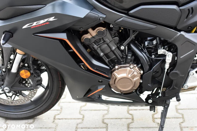 Honda CBR - 26