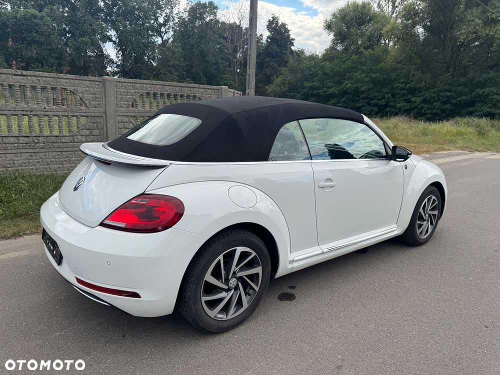 Volkswagen Beetle The 1.4 TSI DSG Blue Motion Technologie Sound - 14