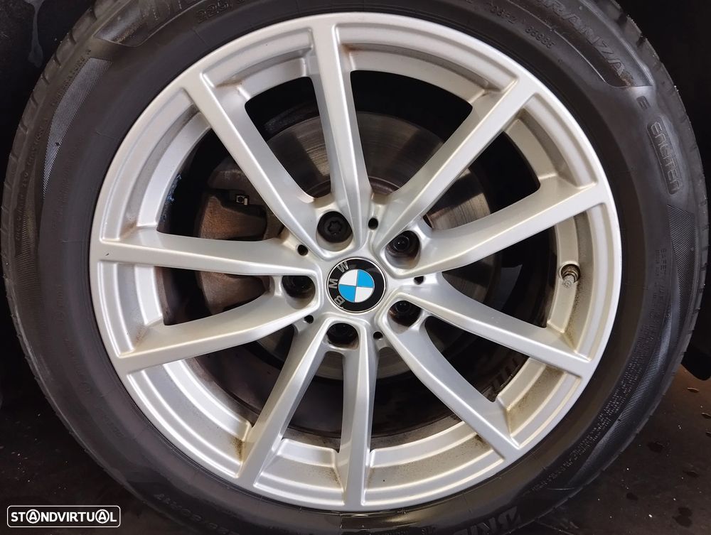 BMW 320 d Auto - 8