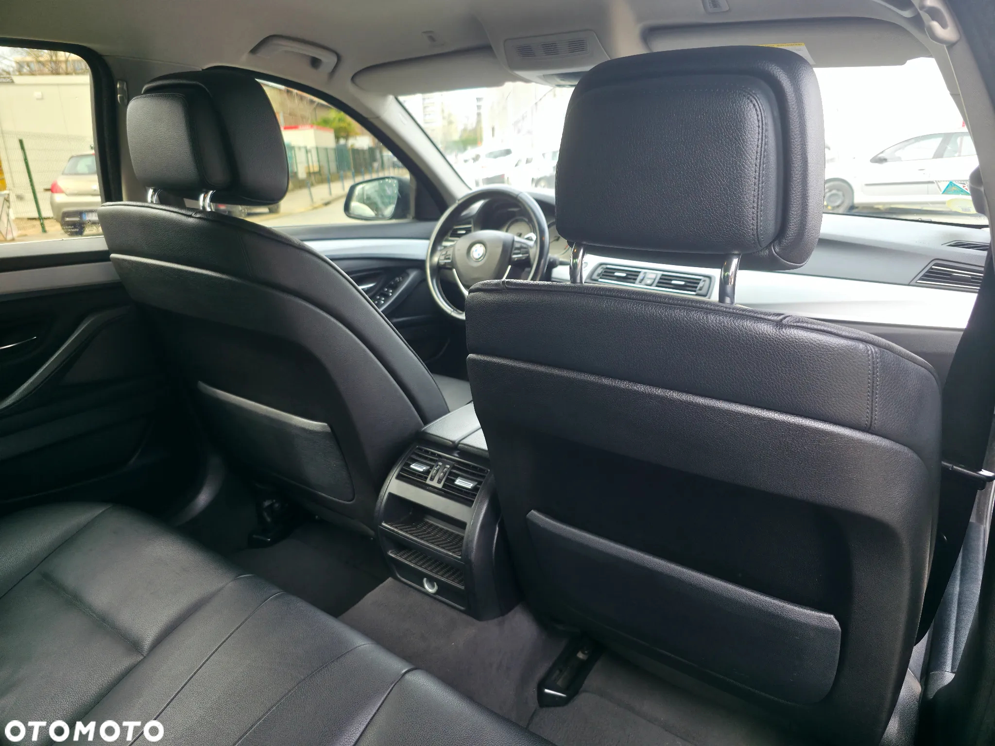 BMW Seria 5 520d Luxury Line - 10