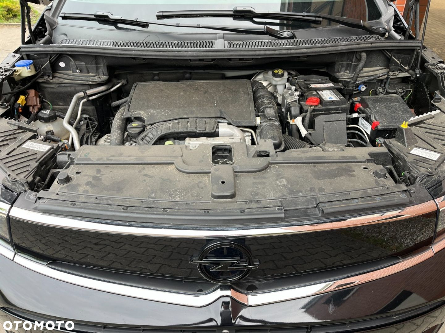 Opel Grandland 1.2 T Business Elegance S&S - 29
