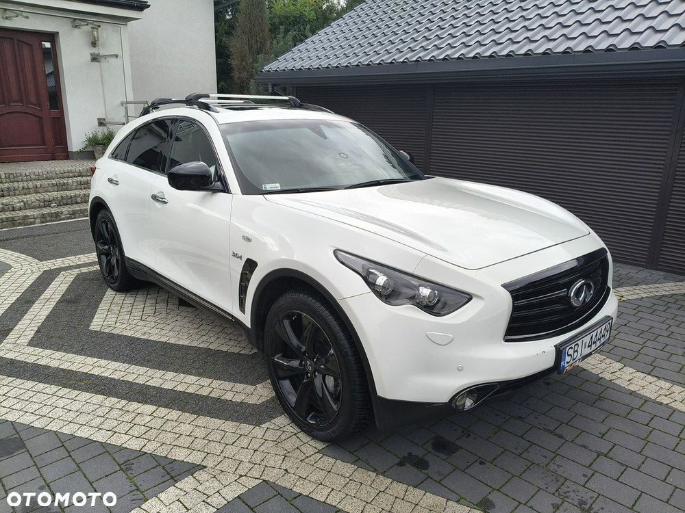 Infiniti QX70 - 3