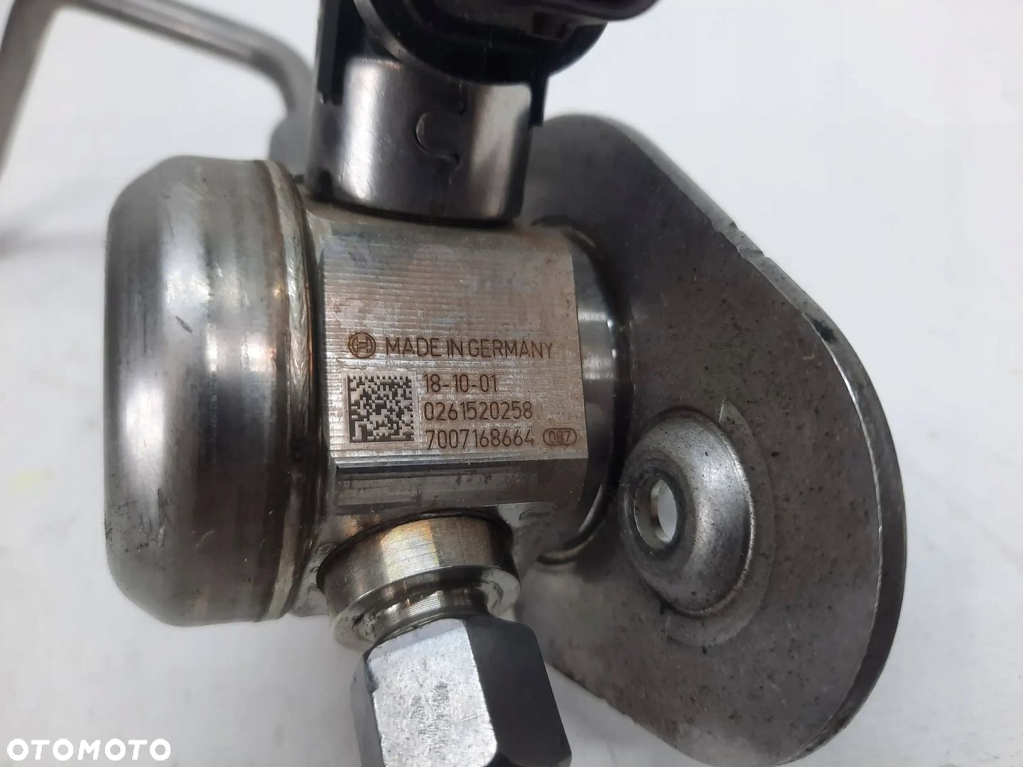 BMW 5 G30 G31 540i G11 G12 B58B30 POMPA WTRYSKOWA PALIWA 0261520258 - 5