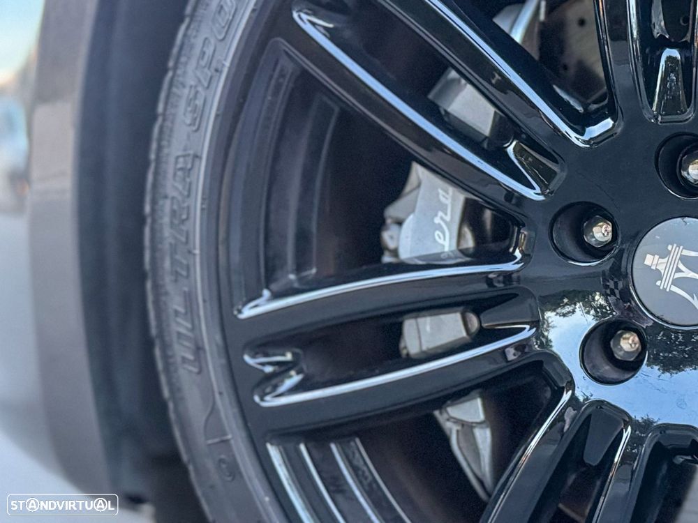 Maserati Ghibli Diesel GranSport - 46