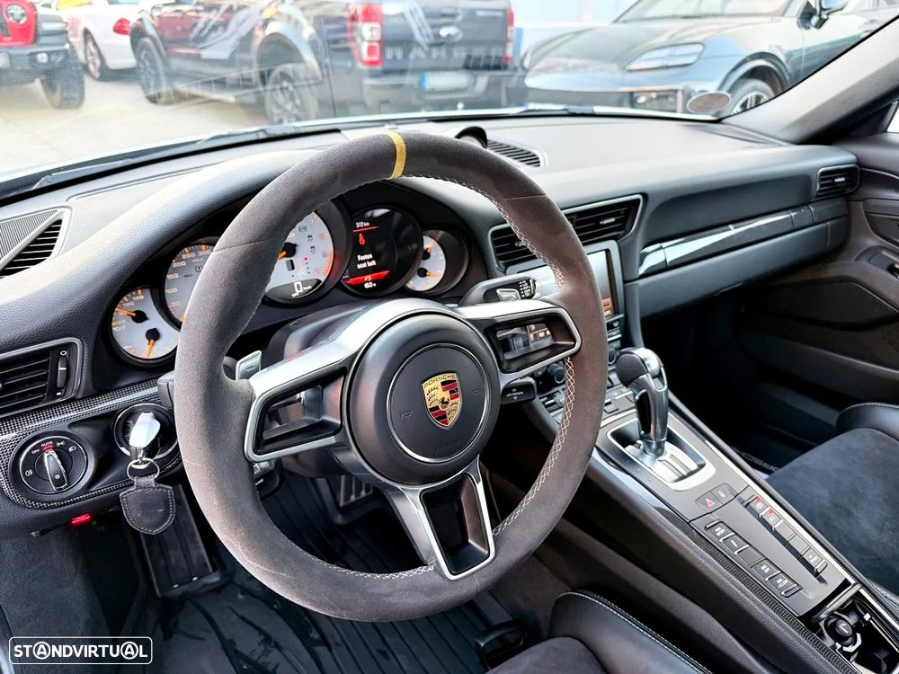Porsche 911 (991) GT3 RS - 11