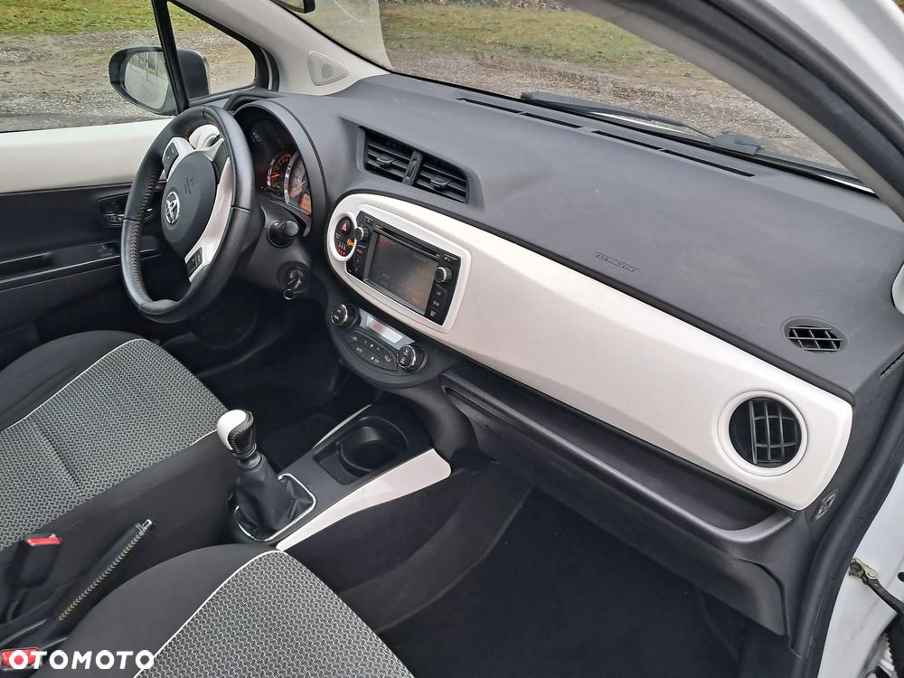 Toyota Yaris 1.33 VVT-i Comfort - 16