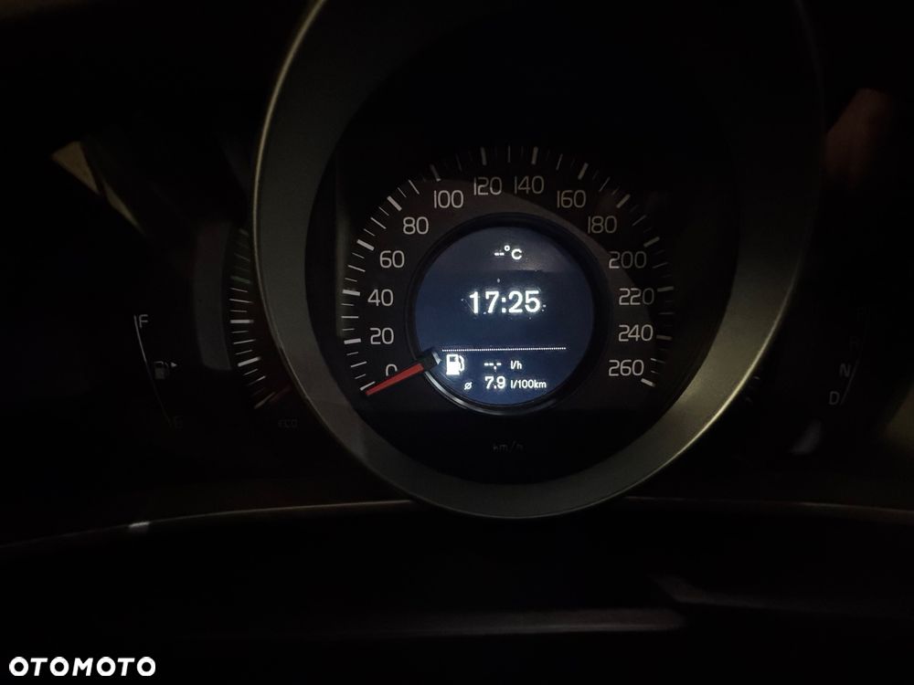 Volvo V40 T3 Drive-E Kinetic - 9