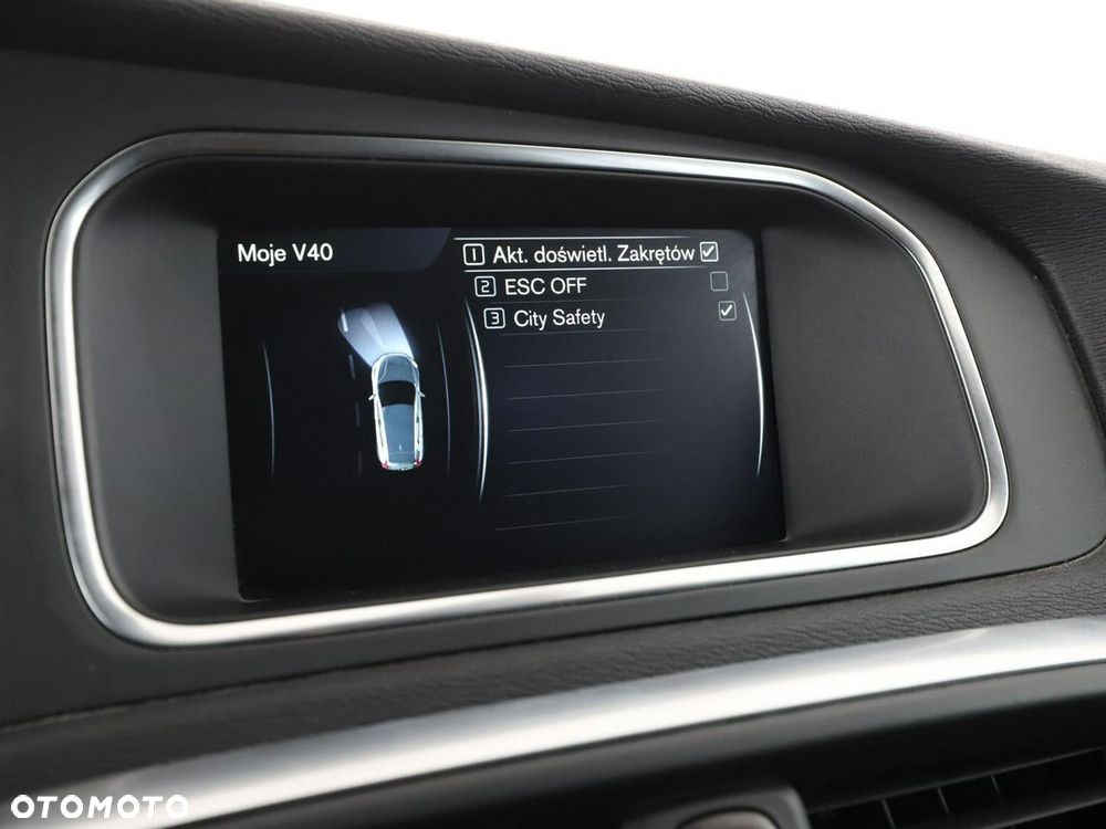 Volvo V40 T2 Linje You - 26