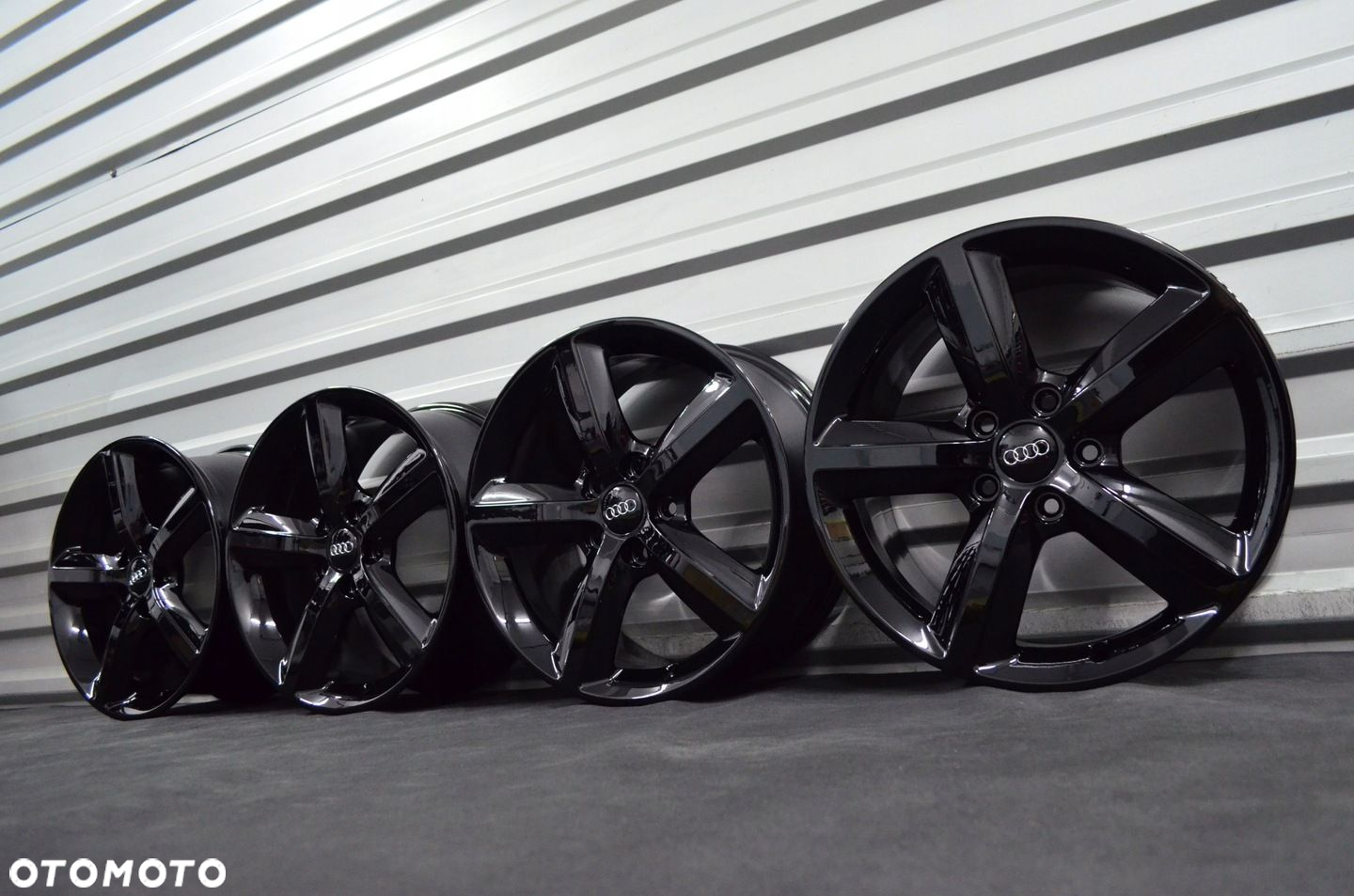 Felgi 5x112 R17 VW Golf 5 6 7 8 9 AUDI A3 S-Line 8P0 601 025 - 2