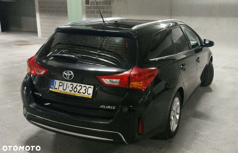 Toyota Auris 1.6 Valvematic Edition - 6