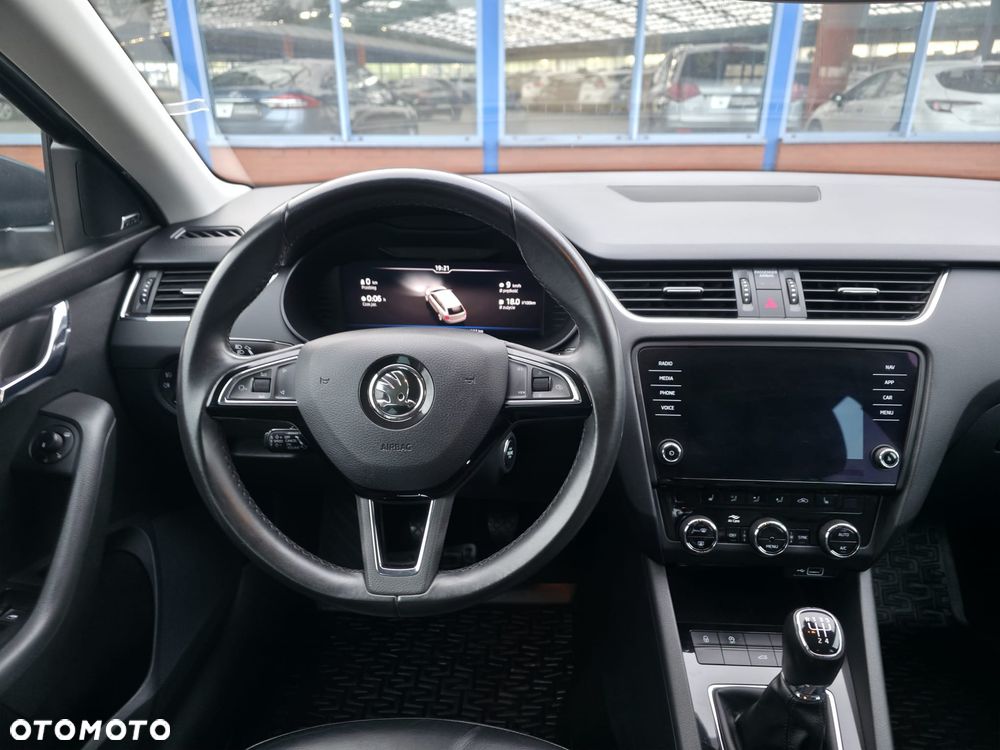 Skoda Octavia 1.6 TDI Soleil - 24