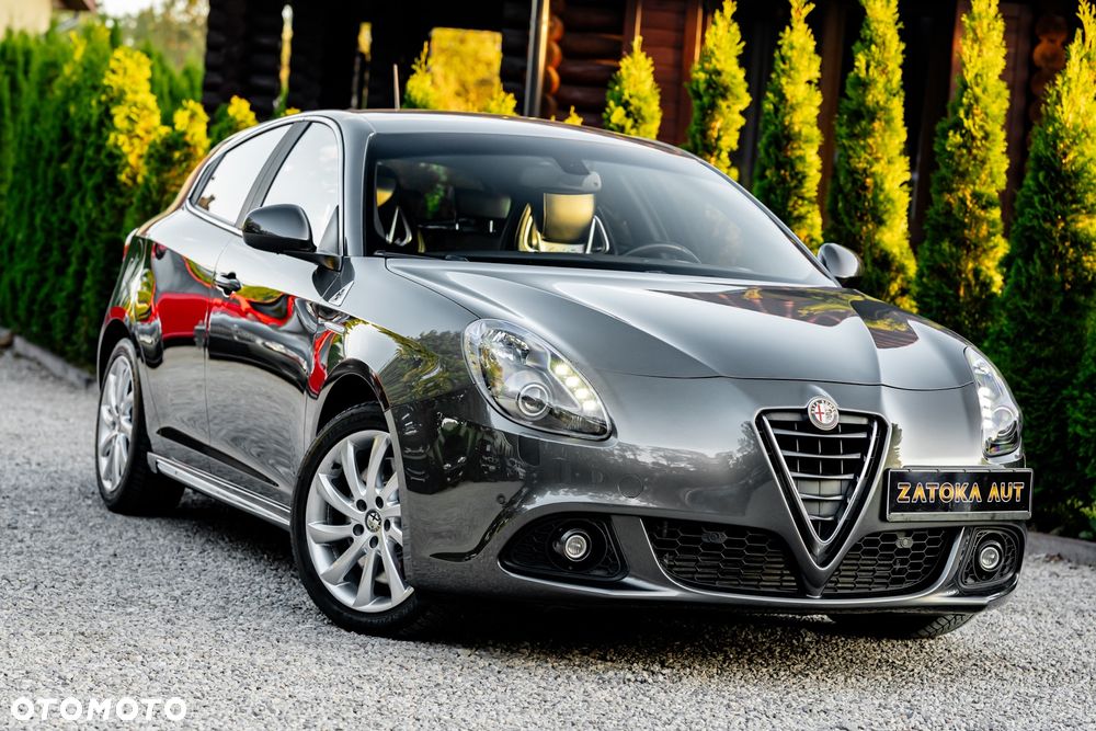Alfa Romeo Giulietta 1.8 TBi 16V TCT Quadrifoglio Verde - 4