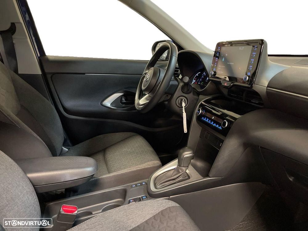Toyota Yaris Cross 1.5 Hybrid Comfort Plus - 7