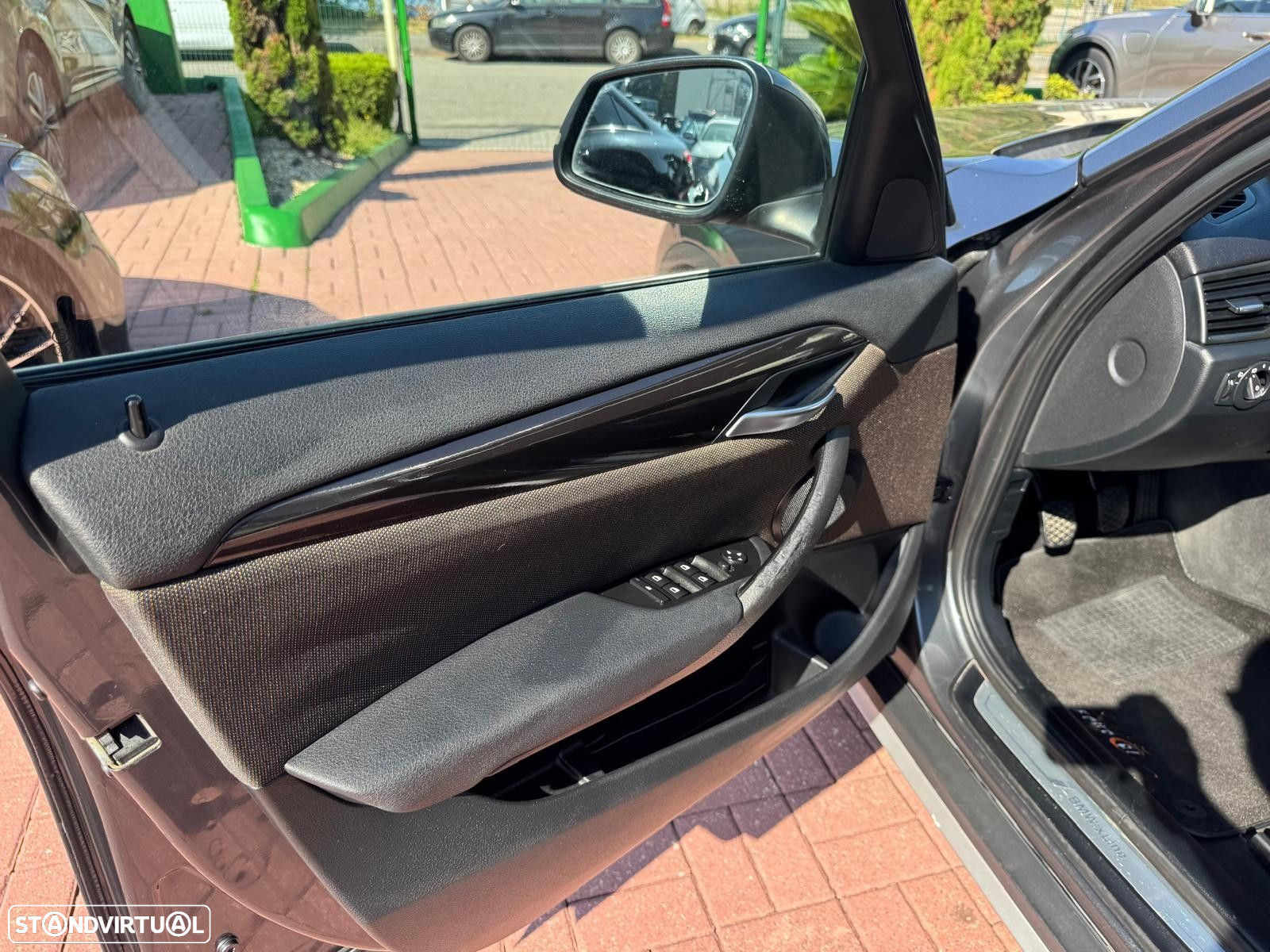 BMW X1 16 d sDrive xLine - 18