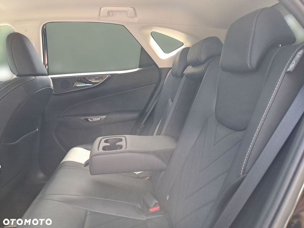 Lexus NX 350h Prestige AWD - 14